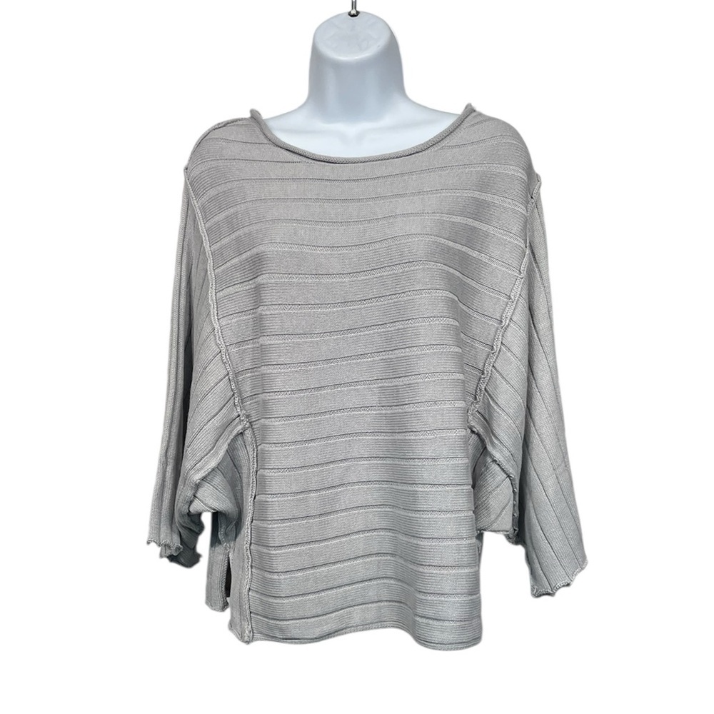 F.A.D.Boutique sweater size small